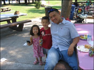 Dave Wong and kids at the CBA Alumnae Picnic
